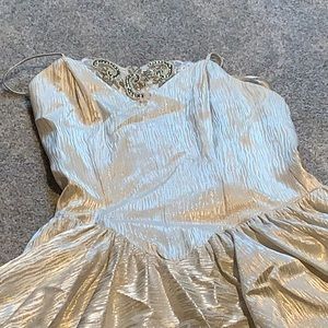 Pearl dress 🤍 with Vest 😍(strapless)